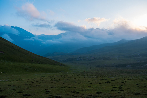 Baku: Khinalug Mountain 2-Day Hiking Tour with Guide