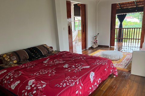 Phnom Penh: Dorpsrondleiding met kook- en etherische-olie-lesPhnom Penh: Dorpsrondleiding met kookles en workshop etherische oliën