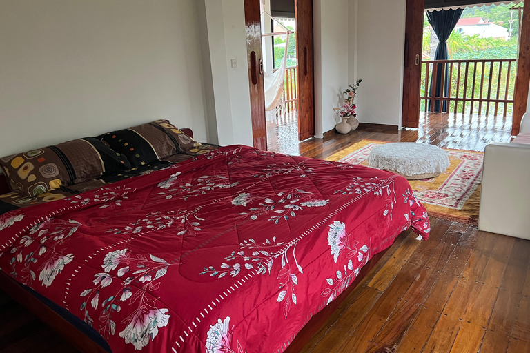 Phnom Penh: Dorpsrondleiding met kook- en etherische-olie-lesPhnom Penh: Dorpsrondleiding met kookles en workshop etherische oliën