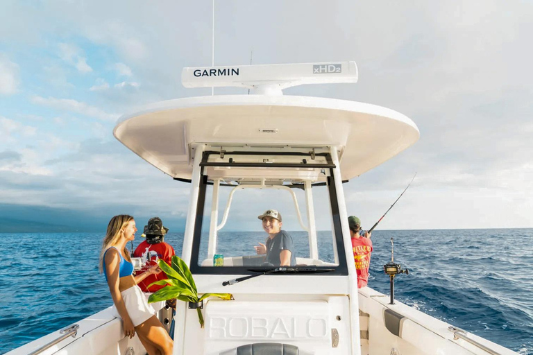 Waianae, West Oahu: Whale Watching Tour (Semi-Private Tour)