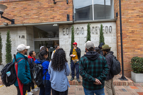 Shared Tour of the Chapinero Neighborhood: Culture, Identity, & Contrasts Spanish Tour