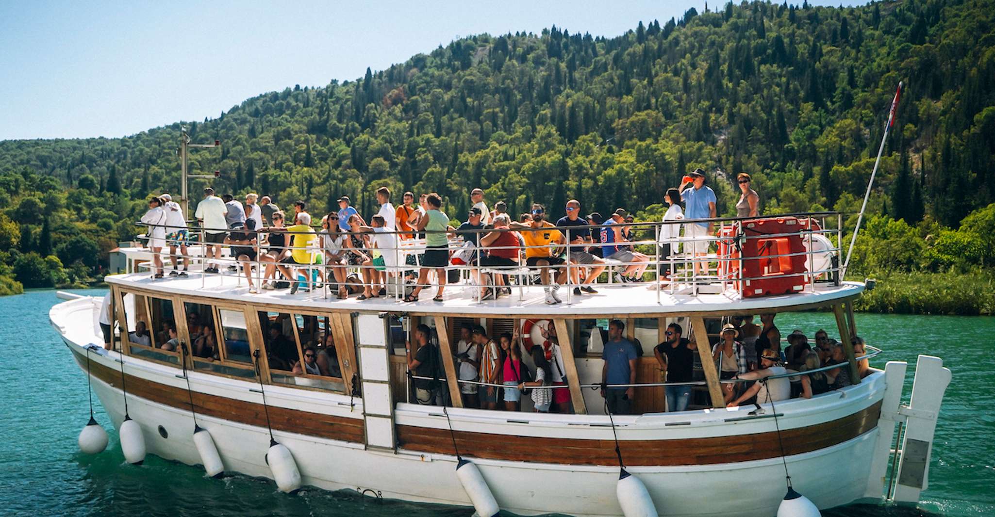 Split, Krka Waterfalls Tour, Cruise Boat y Natación - Housity