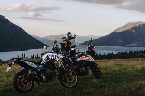 Queenstown: Tour de 1 dia com tudo incluído, guiado por um motociclista