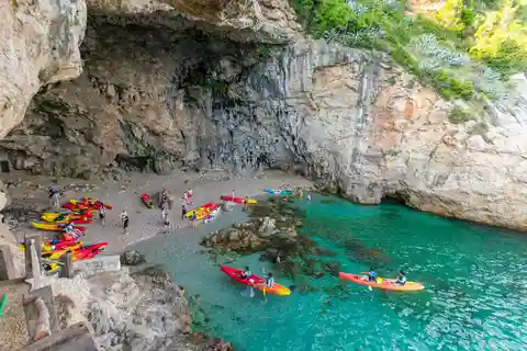 Dubrovnik: Passeio de caiaque e mergulho com snorkel à tarde