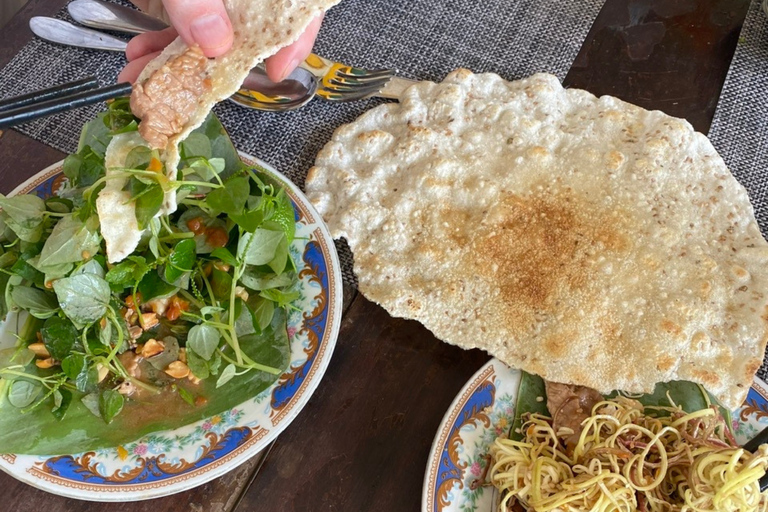 Hoi An Cooking Class with Organic Farm & Local Market