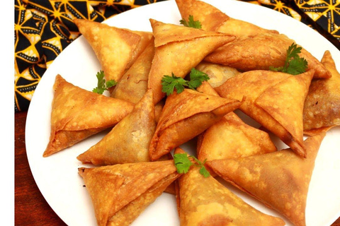 Nairobi: Cooking Class with Kenyan and Indian Dishes