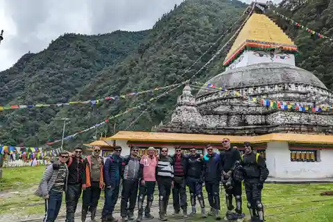 Tawang: Viagem de 8 dias de bicicleta e SUV