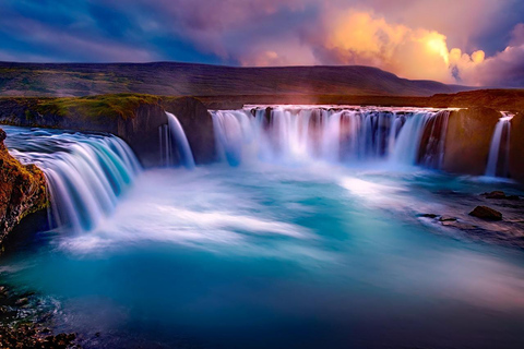 Akureyri : Cercle classique des chutes d&#039;eau de Godafoss