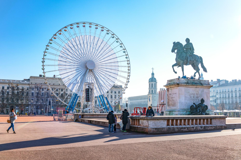 Lyon: Private City Tour by Car with Driver, Bouchons & Views