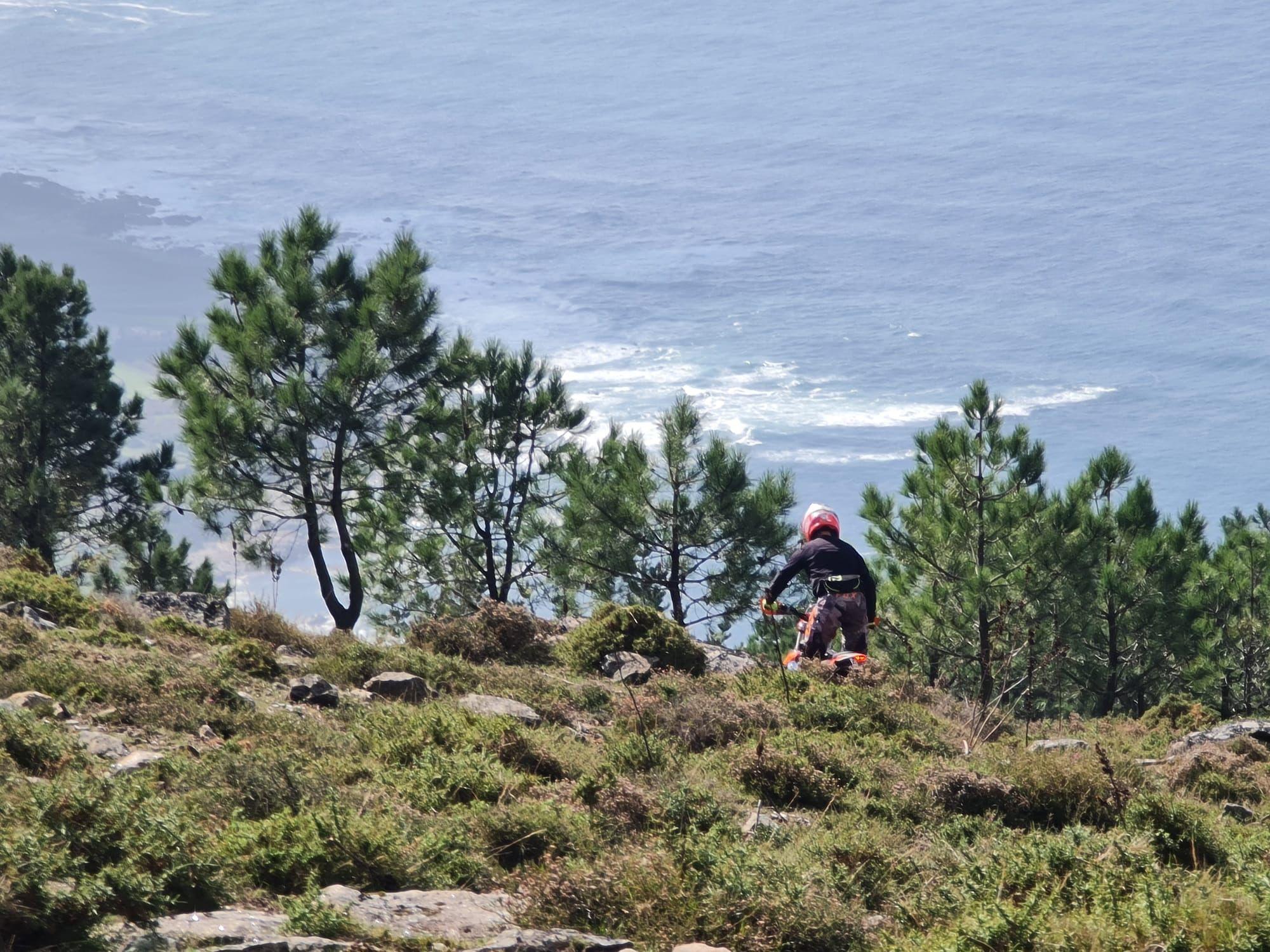 Vigo: Geführtes Offroad-Enduro-Motorrad-Abenteuer