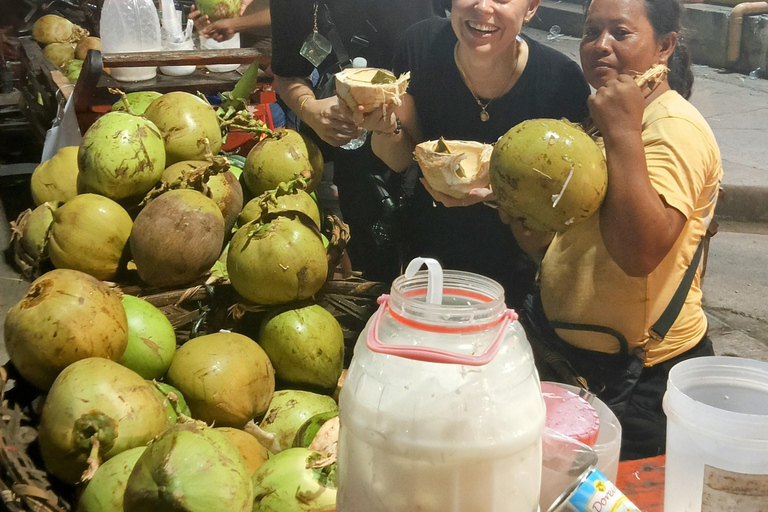 سيبو: جولة طعام في سوق الكربون وحانات مع جولة بسيارة جيبنيسيبو: جولة طعام في سوق الكربون وحانات مع ر