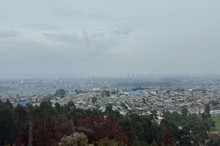 Addis Abeba: Bale-Gebirge &amp; Sof Omar-Höhle 4-tägige TourAddis Abeba: 4-tägige Tour zu den Bale Mountains und der Sof Omar-Höhle