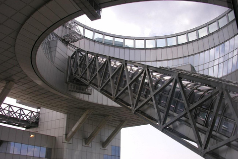 Osaka: Umeda Sky, Underground Mall & Nakazakicho Walk Small Group Tour without Entrance Fees with Meeting Point