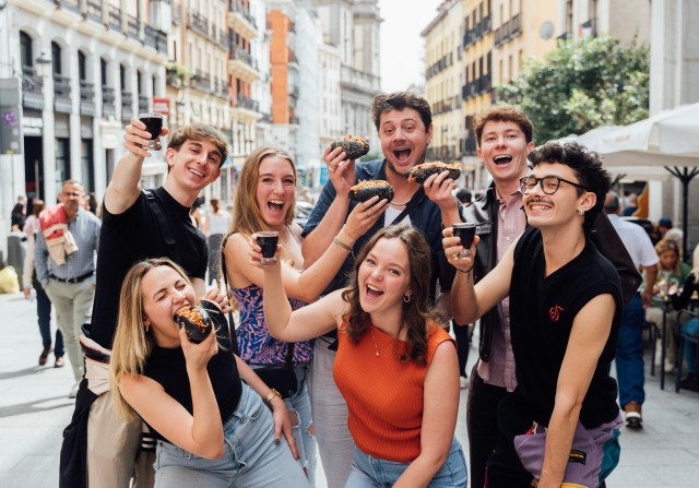 Visit Tipsy Tapas Food Tour with Drinks and Food in Madrid, Espanha