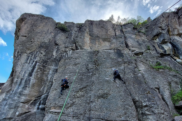 Avventura di arrampicata di un giorno intero sulle Ande, vicino a Santiago