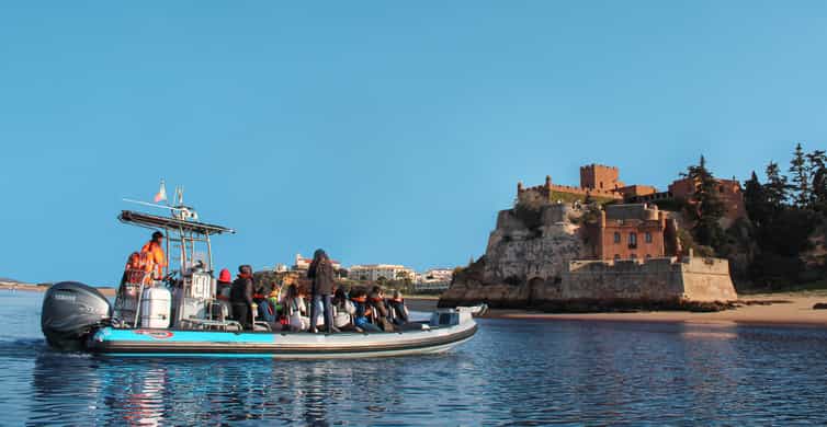 Portimão: Sunrise Cruise to Benagil Cave