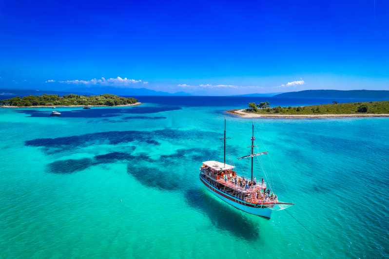 Split: rejs na 3 wyspy i Błękitną Lagunę z lunchem i napojami