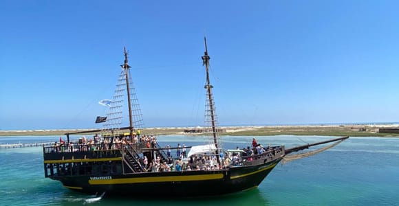 Djerba: Sea Tour in Djerba on the Pirate Ship Barberousse ⭐⭐⭐⭐⭐