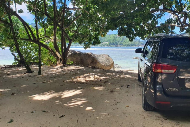 Mahe, Seychelles: Private & Reliable Transfer