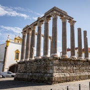 Évora: Private & Flexible Walking Tour in Historic Center