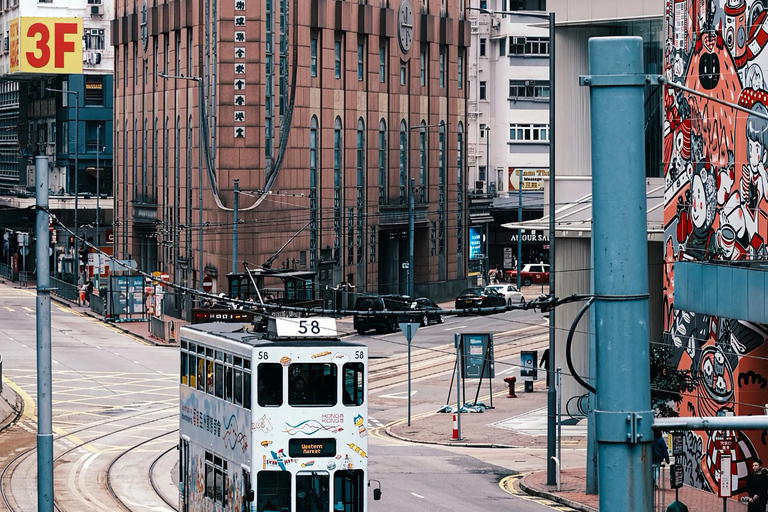Hong Kong: Wan Chai Private Walking and Food Tour