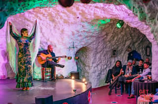 Granada: Flamenco-Show im Templo del Flamenco mit Getränk