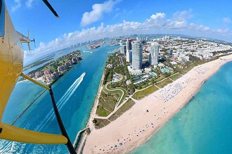 Miami Beach : Visite touristique en hélicoptère, idée cadeau uniqueVisite touristique en hélicoptère de 20 minutes au-dessus de Miami