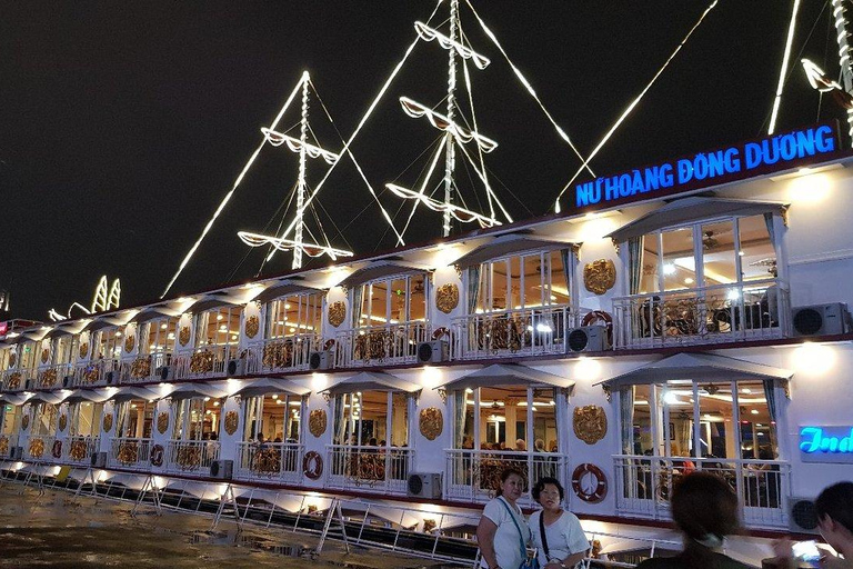 Diner tijdens cruise langs Saigon rivier en Sighseeing