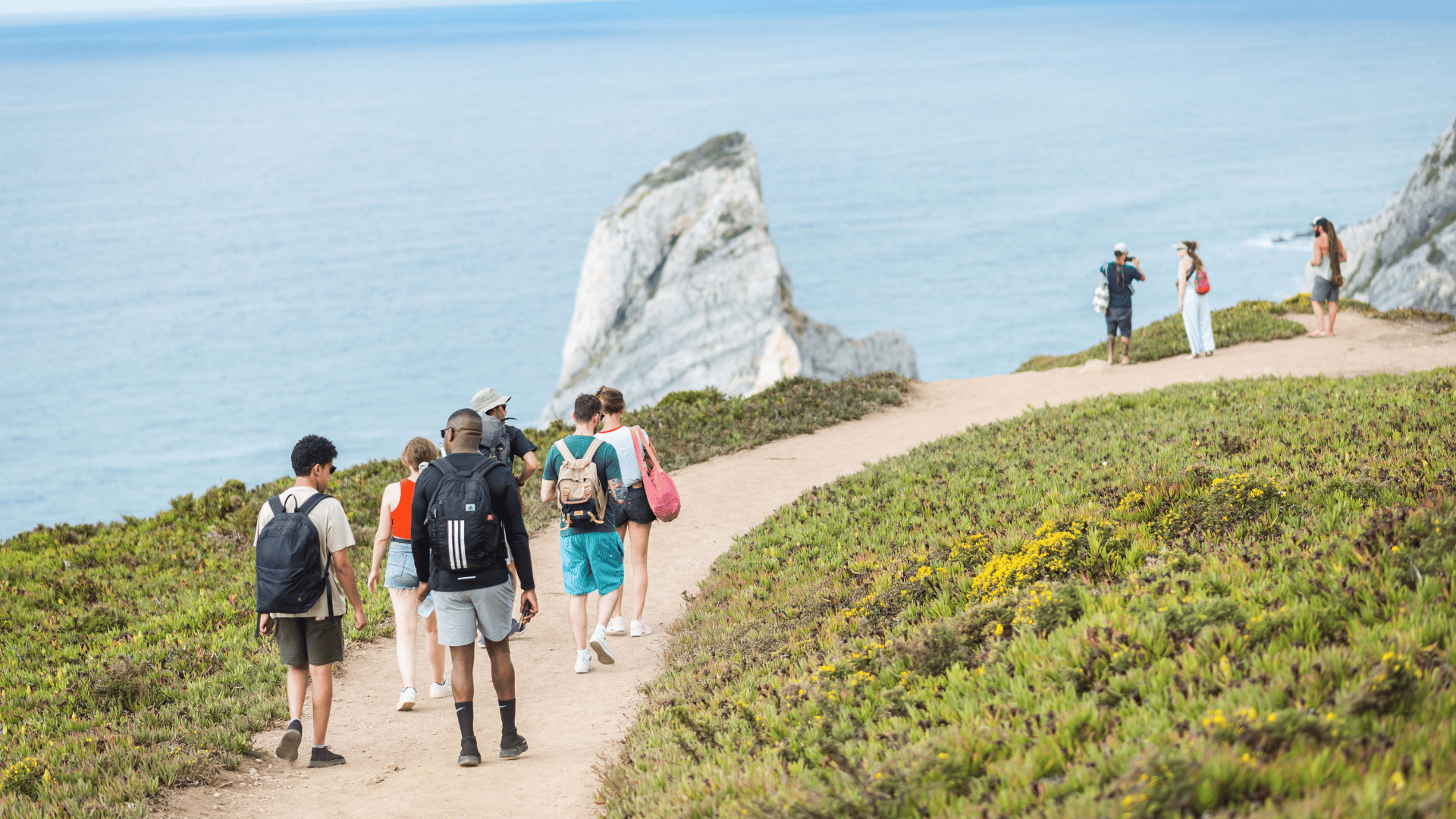 Sintra: Sonnenuntergangswanderung, Tapas & Wein am Secret Beach