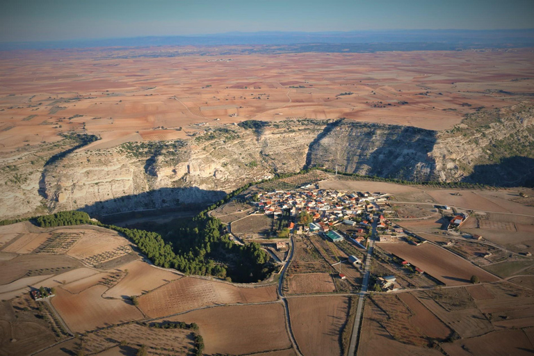 Alcalá del Júcar: Sunrise Hot Air Balloon Flight