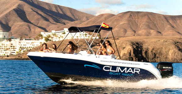 Lanzarote (P.Blanca): PAPAGAYO on the QUICKSILVER 580 with sailing license