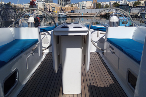 Malta: Private Sailing Cruise Malta: Private Sailing Cruise with Wind Magic Charters