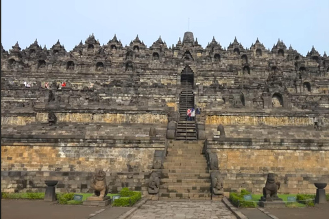 Yogyakarta: Temple Tour & Local Food Experience