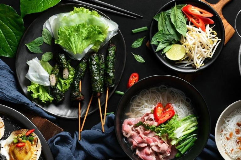 Aventura gastronómica en Hanoi: Visita al mercado vietnamita y clase de cocinaHanoi: Visita al mercado vietnamita y clase de cocina - INSCRÍBETE