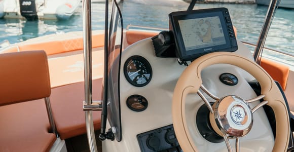 Santorini: License Free, Luxurious Small Boat Rental