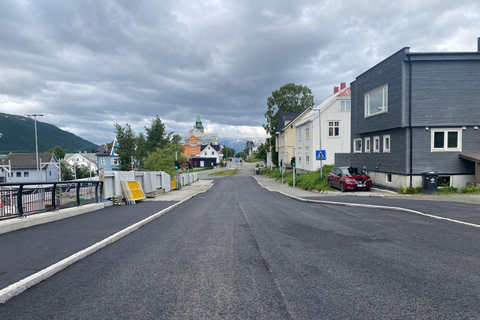 Tromsø: Private Car City Tour with a Local (Exclusive) Tromsø: Private Car City Tour with a Local (Exclusive)