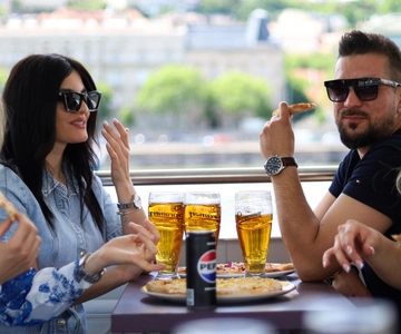 Budapest: Pizza Cruise