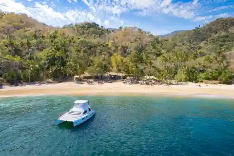 Cascata di Yelapa e Majahuitas Beach BBQ + Snorkeling e Kayak
