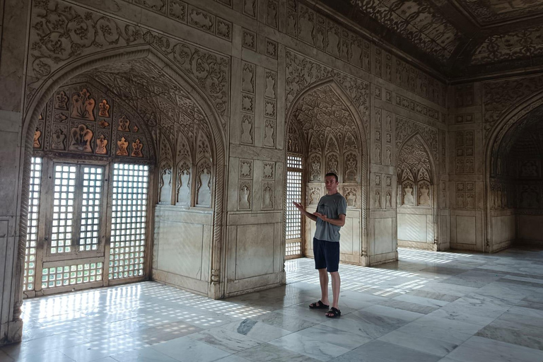 From Jaipur : Taj Mahal and Agra Tour By Car All Inclusive Private Tour with Jaipur Drop-Off Service