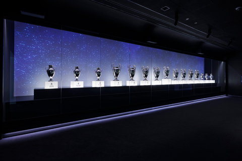 Madryt: Santiago Bernabéu i Real Madryt - wycieczka z przewodnikiemWycieczka w języku hiszpańskim