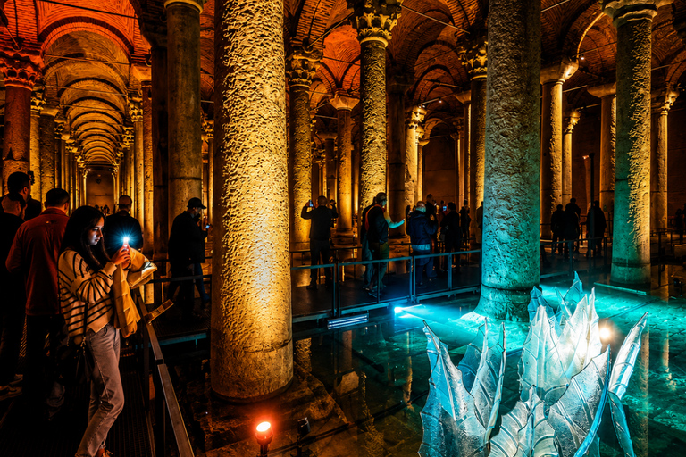 Istanbul: Private Hagia Sophia & Basilica Cistern Tour Private Experience ( Multilingual Licensed Guide )
