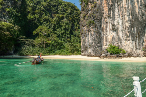 Krabi: Hong Island Longtail Boat, Pickup, Snorkeling & Lunch