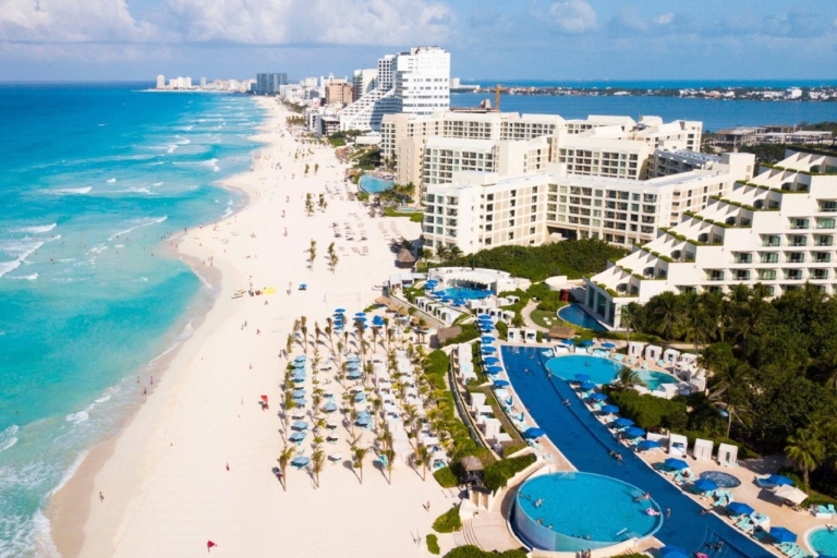 Privéshuttle van de luchthaven van Cancun naar hotels in Cancun