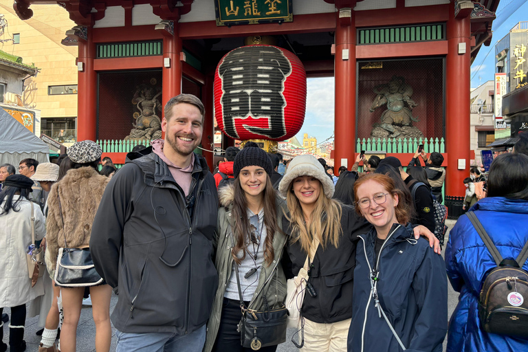 Tokyo: Foodie Walking Tour to Kappabashi Street and Asakusa