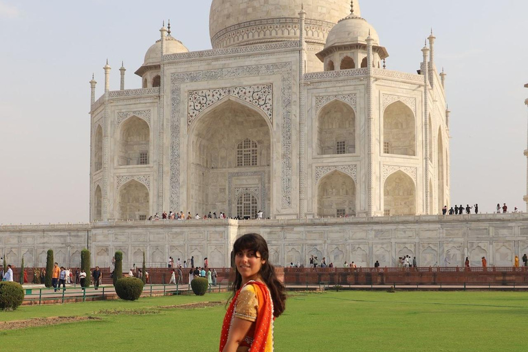 From Delhi: Taj Mahal & Agra Private Day Trip Car, Driver and Guide