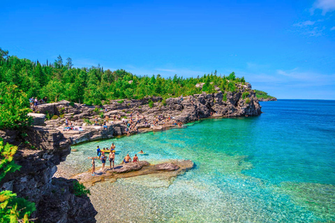 Toronto: Tobermory Day Trip from Toronto with Boat Cruise