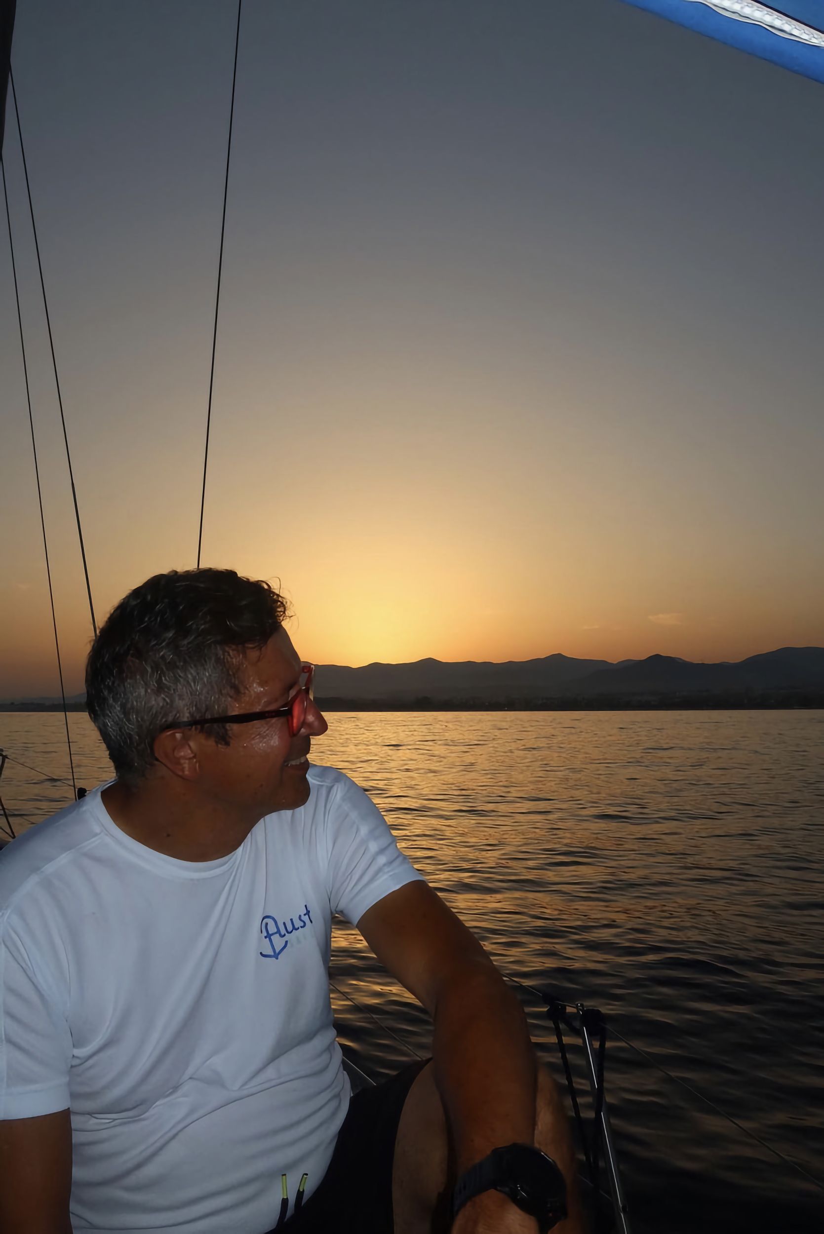Marbella: Luxus-Segelkreuzfahrt bei Sonnenuntergang in Puerto Banús