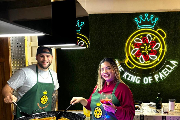 Madrid: Taller de Paella y Sangría con Degustación de Tapas