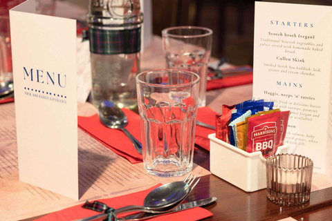 Edinburgh: Scottish Dinner and Folk Music Experience