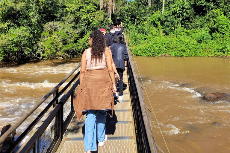 Iguassu Waterfalls Private Day Tour: Both sides, same day!